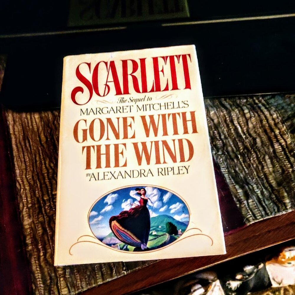 Scarlett (sequel to Gone With The Wind)  - Like New